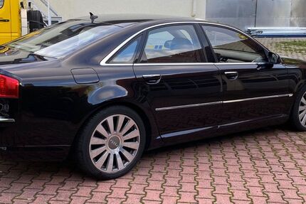 Audi A8 198.000 km 11.900 &euro; Bad Homburg 61352