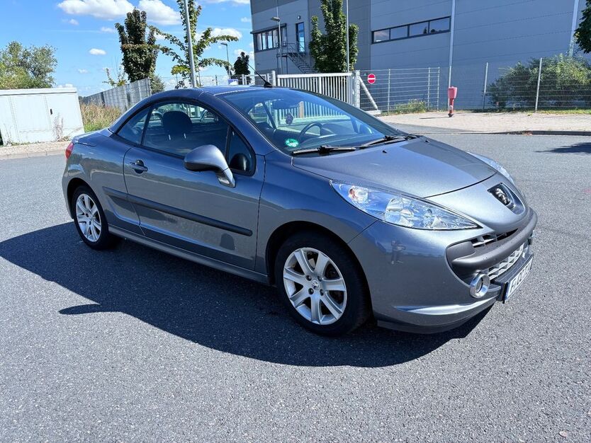 Peugeot 207 166.580 km 2.900 € Frankfurt am Main 60529