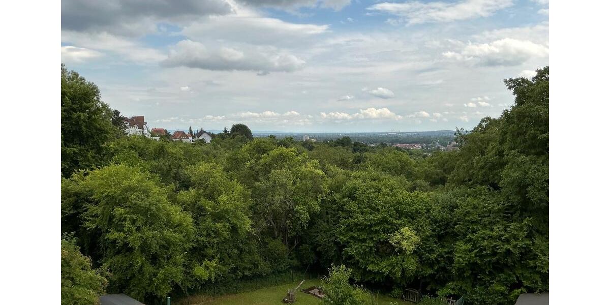 Bergen-Enkheim: Haus mit 7 Zimmer zum Sanieren! Panoramablick! 7 zimmer