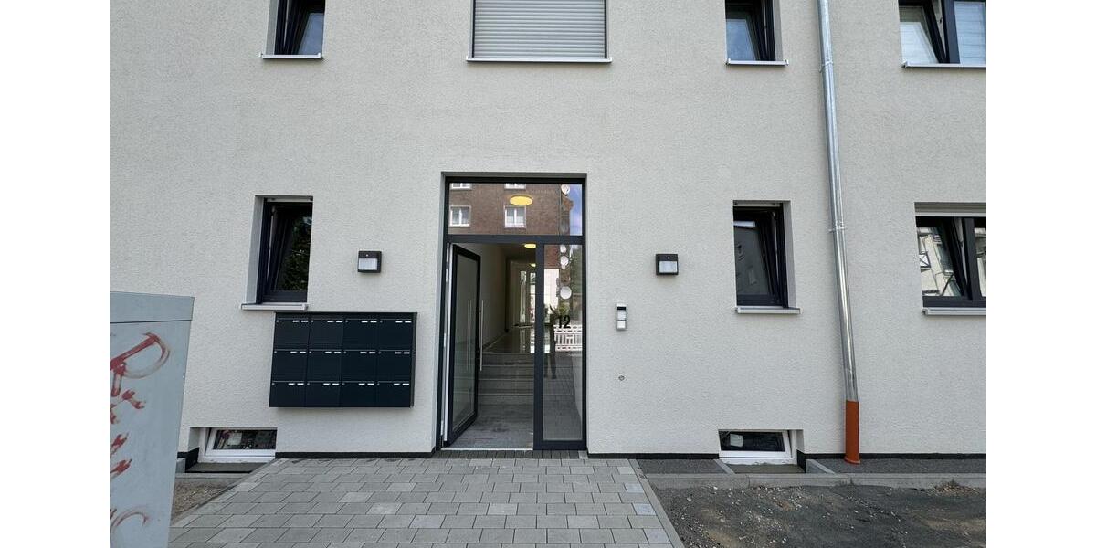 Neue Helle und großzügig geschnittene 2-Zimmer-Wohnung mit TiefgaragenStell. und Keller 2 zimmer