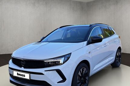 Opel Grandland (X) 11.450 km 28.950 € Aschaffenburg 63739