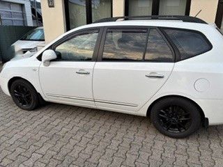 Kia Carens 150.000 km 1.100 &euro; Maintal 63477