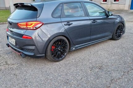 Hyundai i30 97.020 km 18.500 € Frankfurt am Main 60433