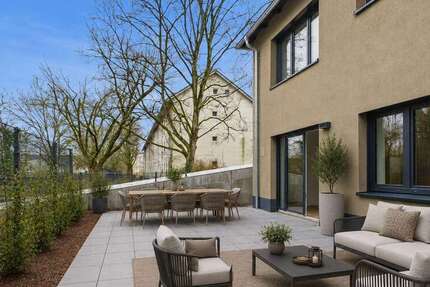 Haus Frankfurt am Main / Unterliederbach Unterliederbach - 5 Zimmer, 187 m&sup2;, 889.000&euro; | Angebot:27013784