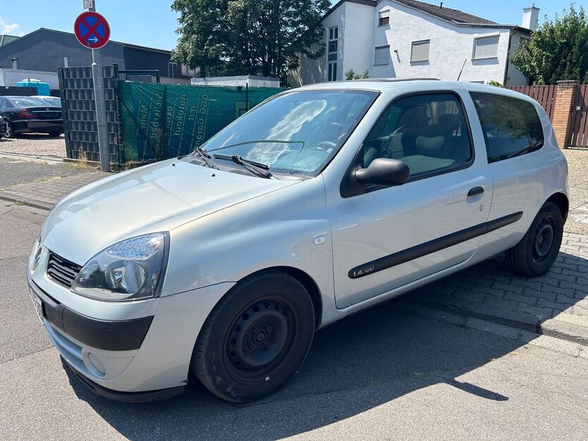 Renault Clio 112.000 km 1.990 € Mühlheim am Main 63165
