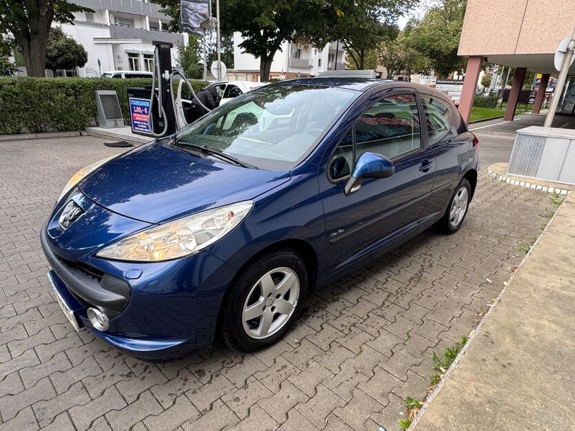 Peugeot 207 119.077 km 2.199 € Frankfurt 60487