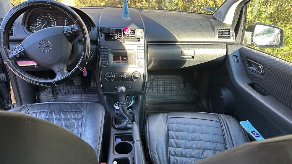 Mercedes-Benz A 180 197.262 km 2.700 € Dietzenbach 63128