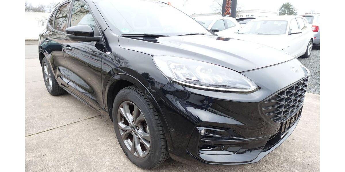 Ford Kuga 13.800 km 18.490 &euro; Mainaschaff 63814