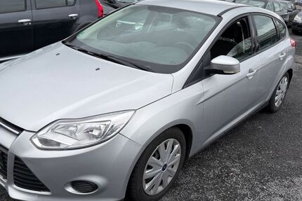 Ford Focus 196.557 km 4.990 &euro; Hanau 63452