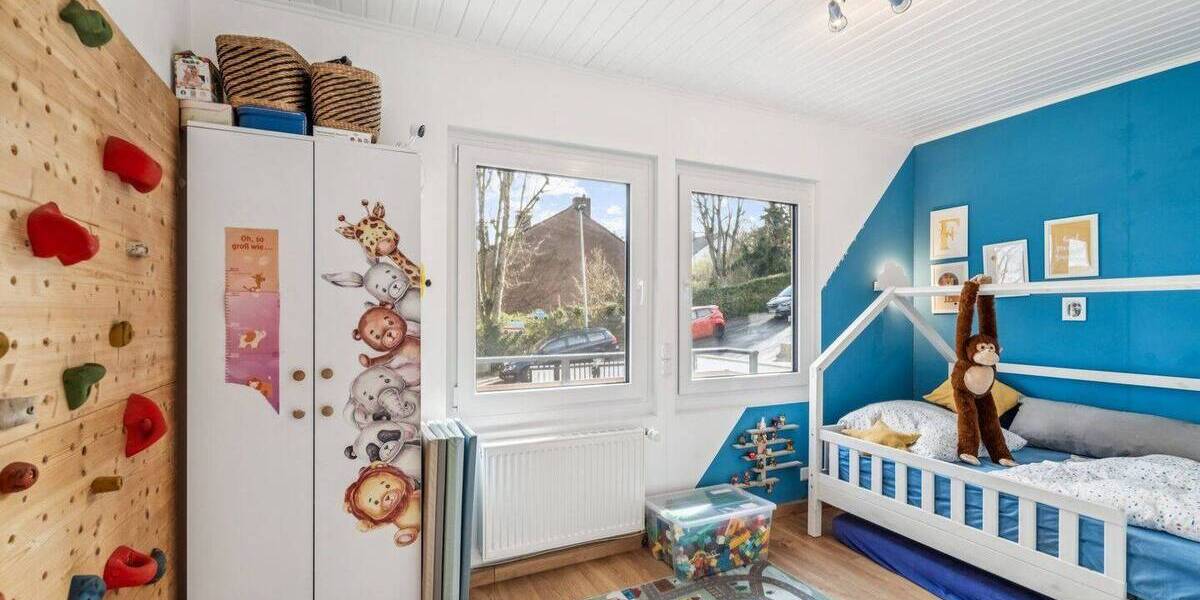 Einfamilienhaus Eppstein Vockenhausen - 8 Zimmer, 250 m&sup2;, 749.000&euro; | Angebot:26094118