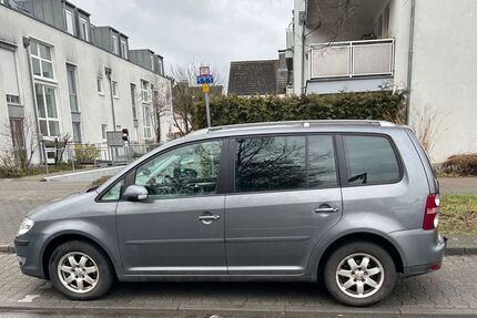 VW Touran 269.000 km 3.600 &euro; Frankfurt am main 60488
