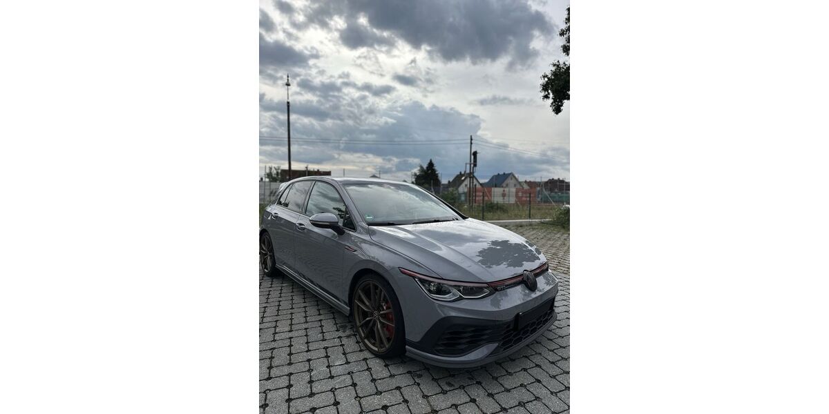 VW Golf 83.000 km 26.900 &euro; Eppertshausen 64859