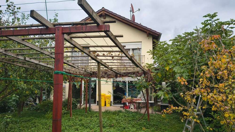 Haus zum Kaufen in Frankfurt 950.000 € 206 m² 5 zimmer