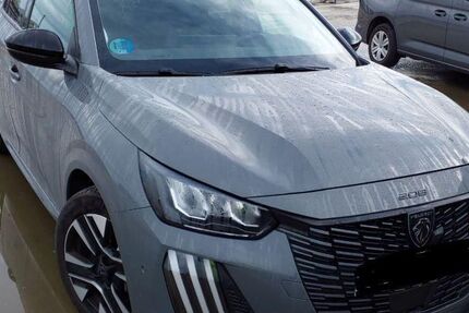 Peugeot 208 21.791 km 19.480 &euro; Rüsselsheim 65428