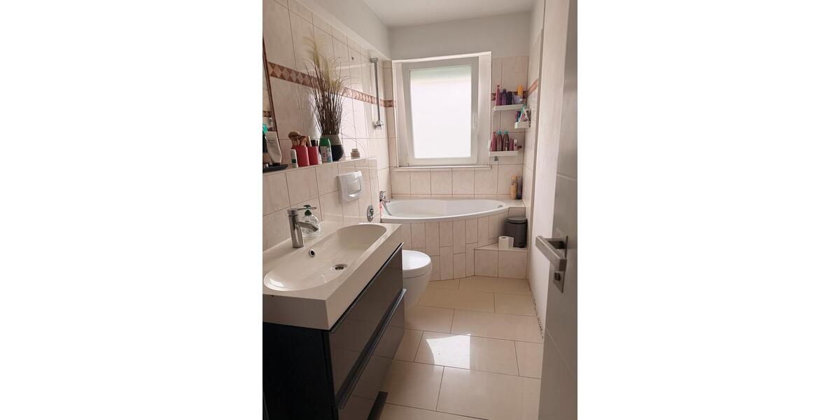 Etagenwohnung Frankfurt am Main Nied - 5 Zimmer, 136 m&sup2;, 590.000&euro; | Angebot:26633978