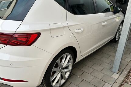 Seat Leon 136.403 km 11.000 € Frankfurt am Main 60437