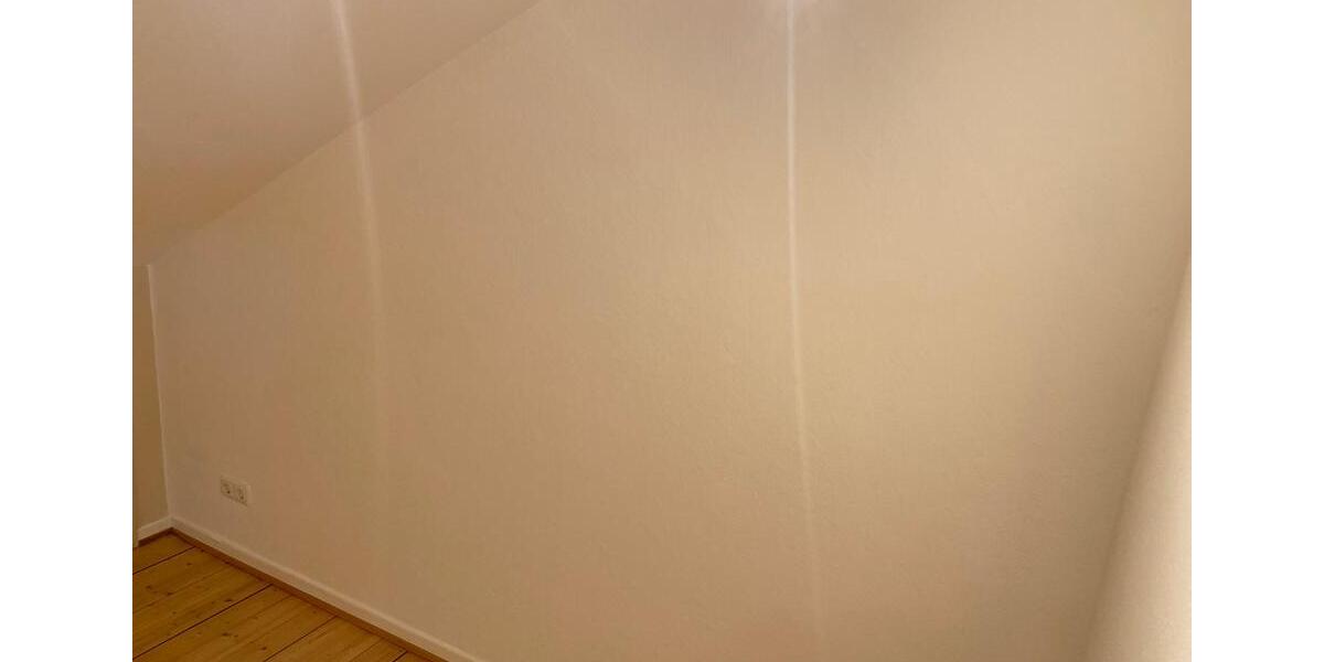 WG-Zimmer in einer 3 Zimmer Wohnung zu vermieten Zimmer 1+3 2 zimmer