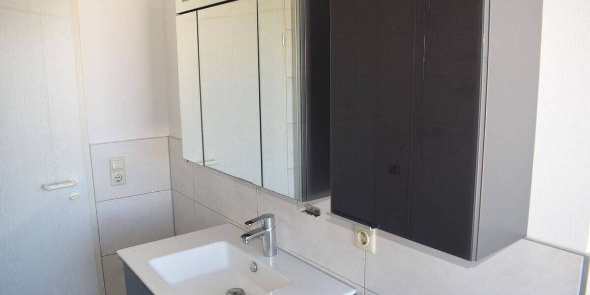 Etagenwohnung Bad Nauheim - 3 Zimmer, 82 m&sup2;, 295.000&euro; | Angebot:26389263