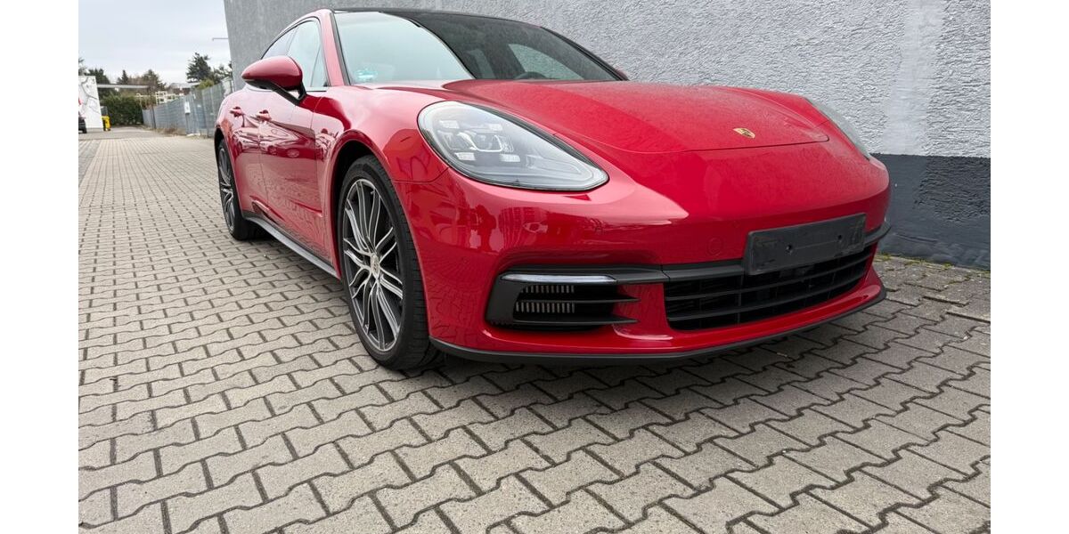 Porsche Panamera 24.555 km 62.950 &euro; Dreieich 63303
