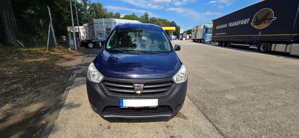 Dacia Dokker 238.500 km 4.250 € Frankfurt/Main 65933