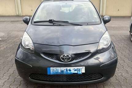 Toyota Aygo 137.000 km 2.300 &euro; Neu isenburg 63263