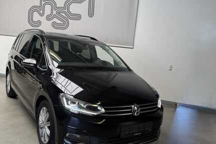 VW Touran 152.889 km 14.990 € Maintal bei Frankfurt am Main 63477