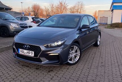Hyundai i30 52.000 km 17.999 € Frankfurt 60327