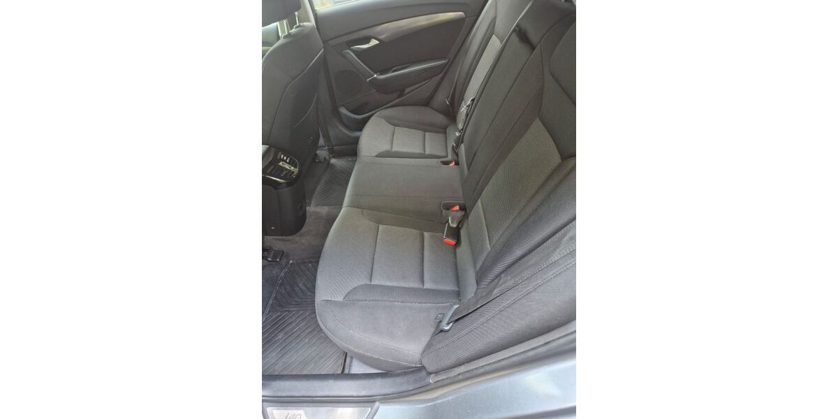 Hyundai i40 42.250 km 12.300 &euro; Frankfurt 64135