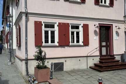 Haus zum Mieten in Bad Homurg 1.200 € 80 m²