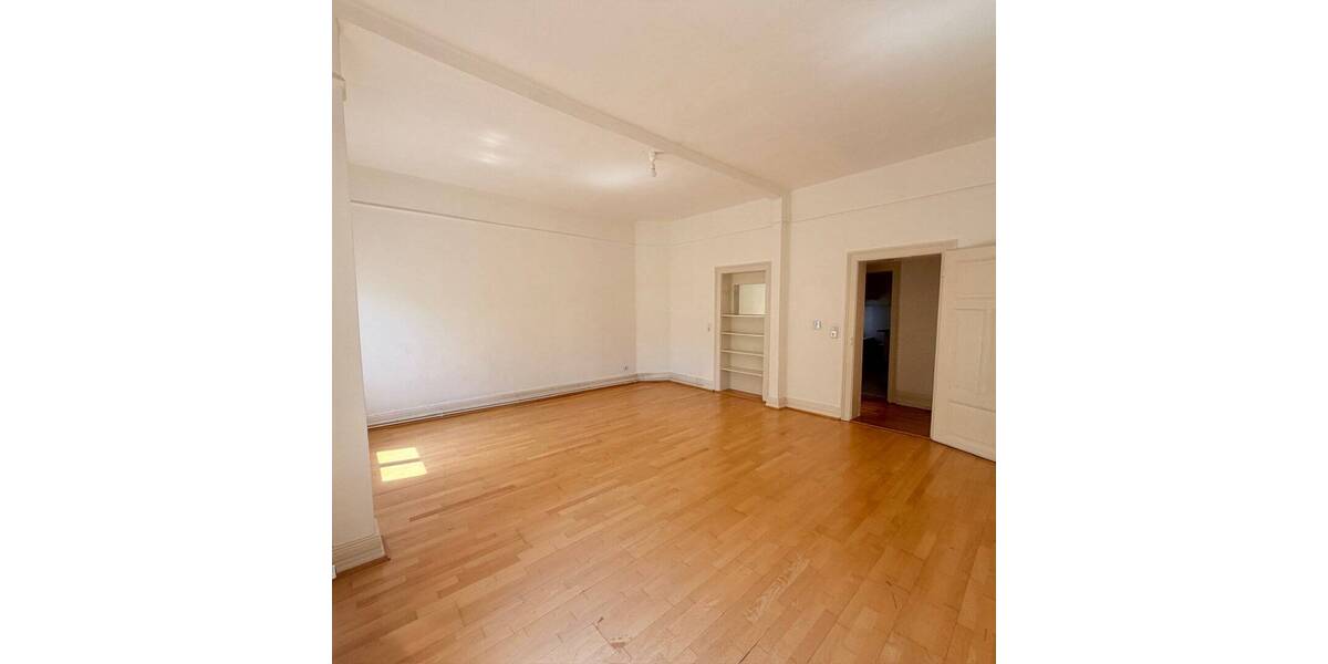 Etagenwohnung Frankfurt am Main Sachsenhausen - 2 Zimmer, 80 m&sup2;, 1.210&euro; | Angebot:26683608