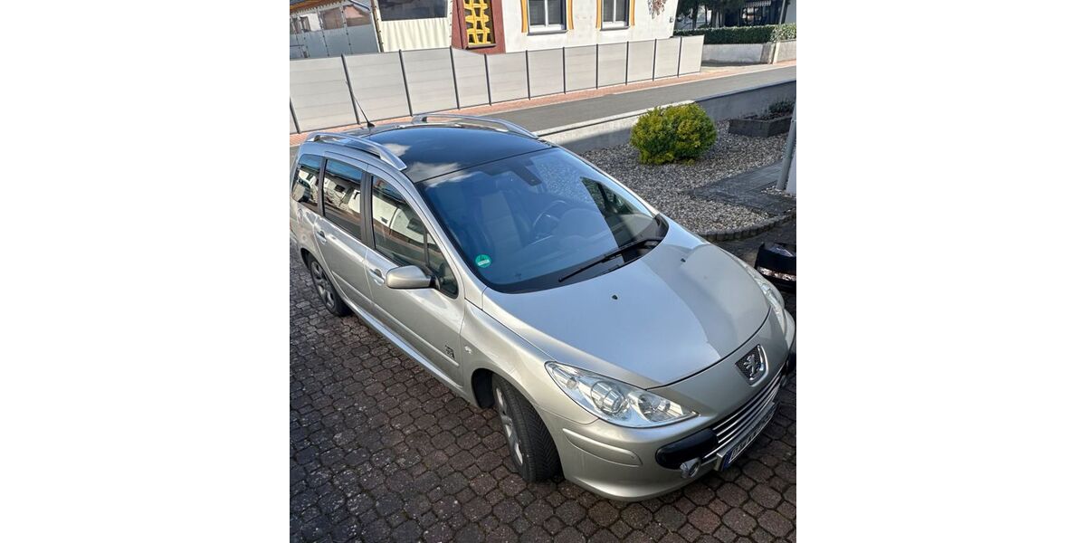 Peugeot 307 160.000 km 3.590 &euro; Schaafheim 64850