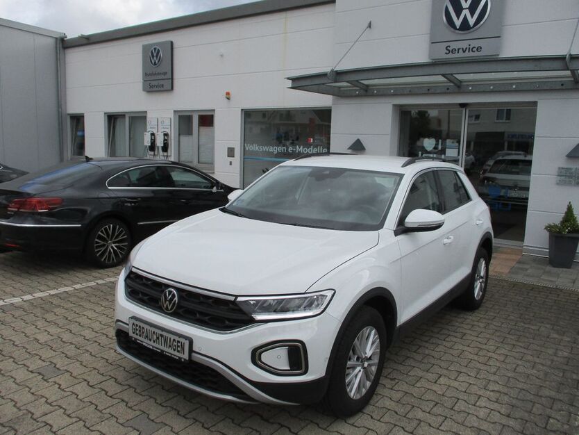 VW T-Roc 33.200 km 24.490 € Wehrheim 61273