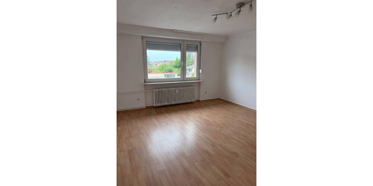 Etagenwohnung Erzhausen - 3 Zimmer, 81 m&sup2;, 1.150&euro; | Angebot:26851781