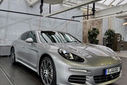 Porsche Panamera 110.000 km 45.000 € Frankfurt am Main 60316