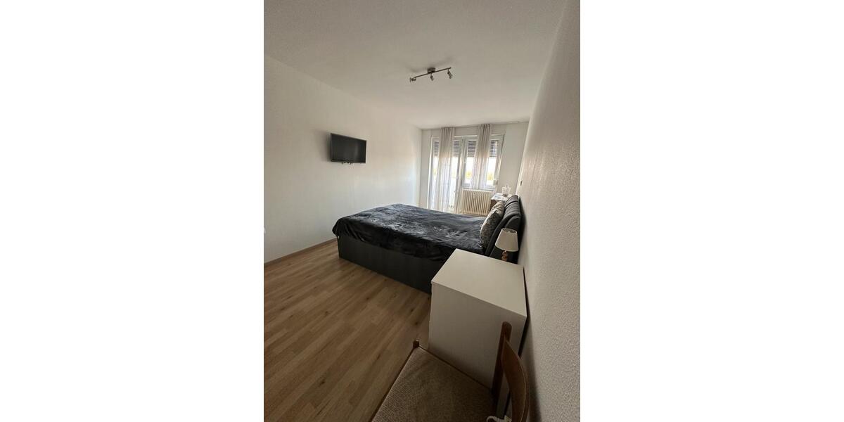 Etagenwohnung Frankfurt am Main Eschersheim - 2 Zimmer, 65 m&sup2;, 219.000&euro; | Angebot:26105137