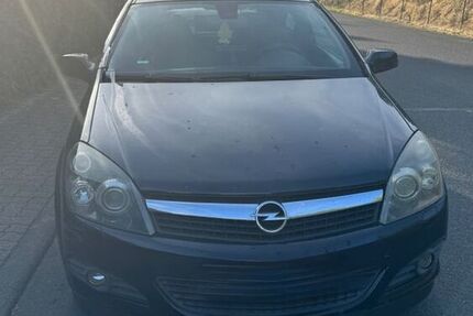 Opel Astra 2.096 km 750 &euro; Stockstadt am Main 63811