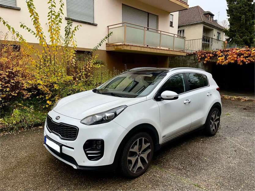 Kia Sportage 119.910 km 17.000 € Offenbach 63071