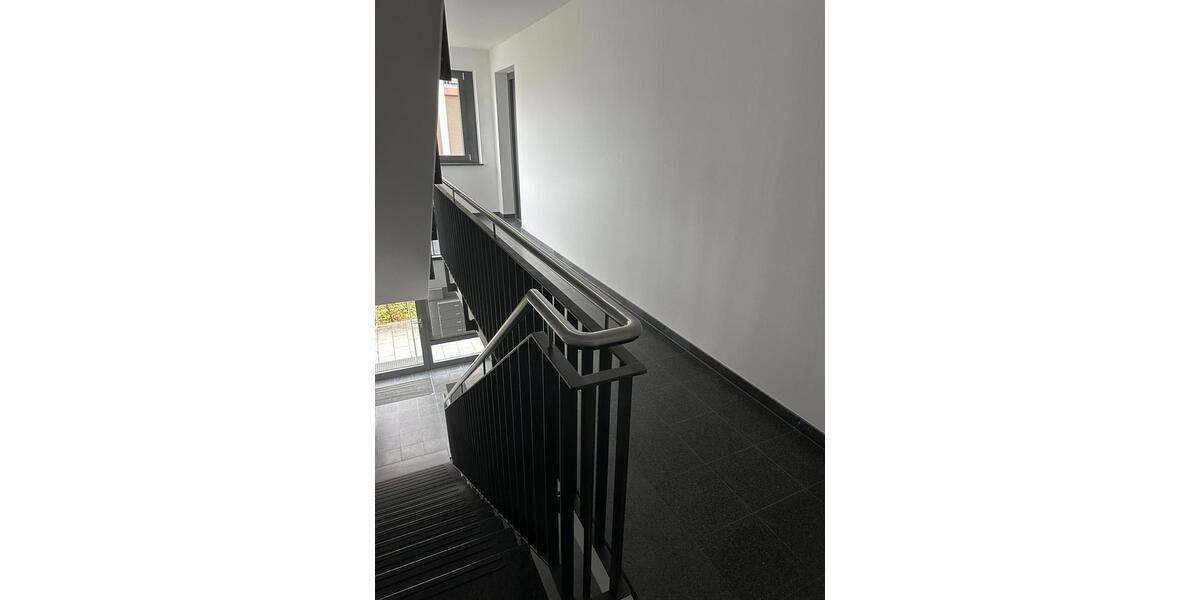 Etagenwohnung Hattersheim am Main - 2.5 Zimmer, 80 m&sup2;, 1.250&euro; | Angebot:25370323