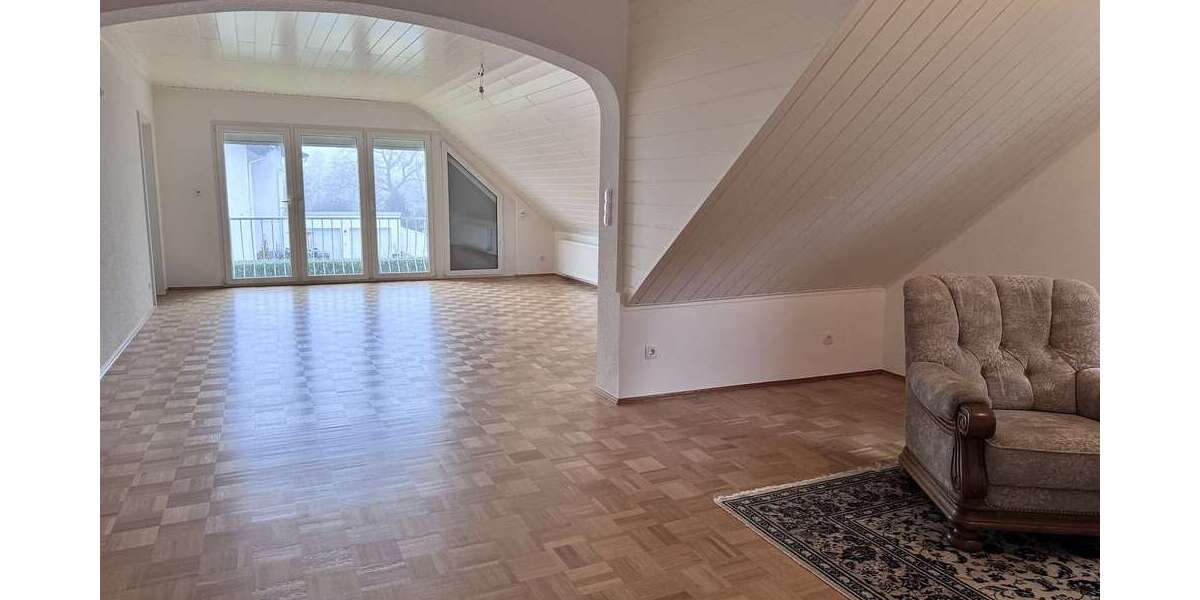 Etagenwohnung Bad Homburg Gonzenheim - 3 Zimmer, 131 m&sup2;, 1.550&euro; | Angebot:25144004