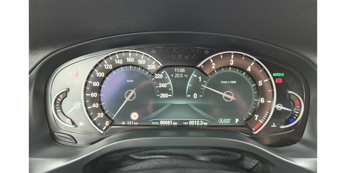BMW X3 xDrive 20 i xLine, HUD, Kamera, Ambientebeleuch 70.000 km 23.790 &euro; Rodgau 63110