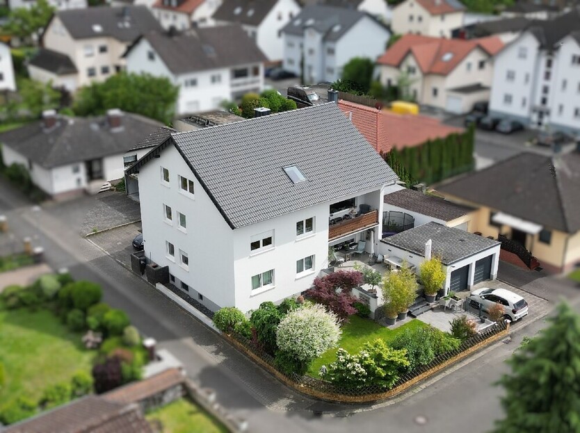 albero:) Attraktives Dreifamilienhaus - Gartenetage sofort beziehbar! 11 zimmer