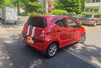 Nissan Pixo