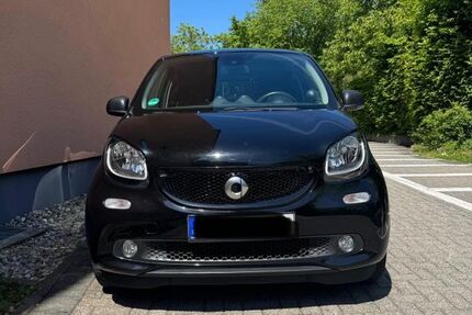 Smart ForFour 87.575 km 7.150 &euro; Frankfurt 60435