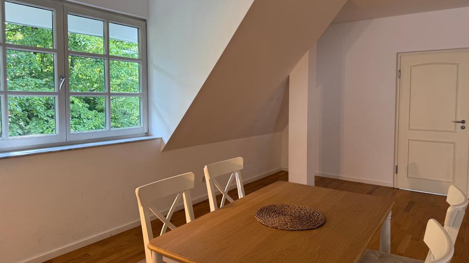 Einfamilienhaus Bad Homburg vor der Höhe Gonzenheim - 3 Zimmer, 130 m&sup2;, 2.200&euro; | Angebot:26442736