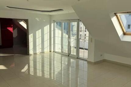 Wohnung Mörfelden-Walldorf Walldorf - 5 Zimmer, 120 m&sup2;, 1.650&euro; | Angebot:25964097