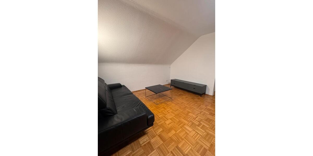 2 Zi DG Whg mit EBK, Balkon 2 zimmer