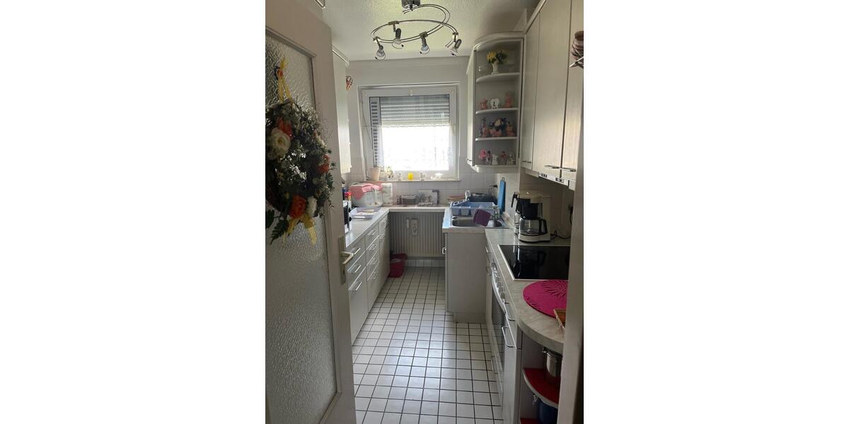 PROVISIONSFREI zu verkaufen: gepflegte ETW in attraktiver Lage 2.5 zimmer