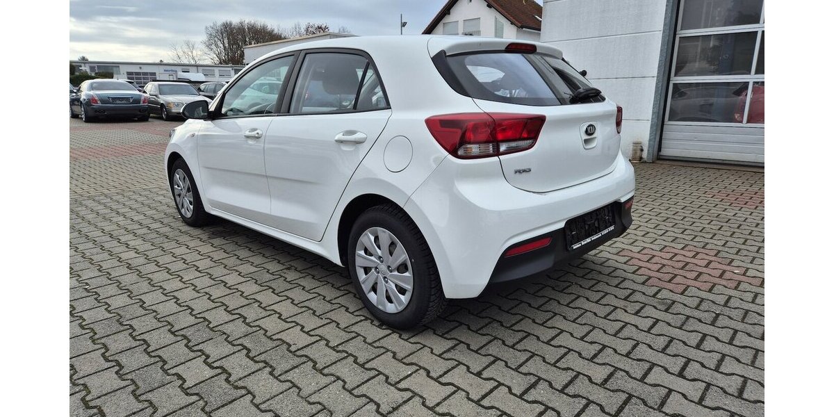 Kia Rio 1,2l Attract Klima 94.361 km 8.890 &euro; Rodgau 63110