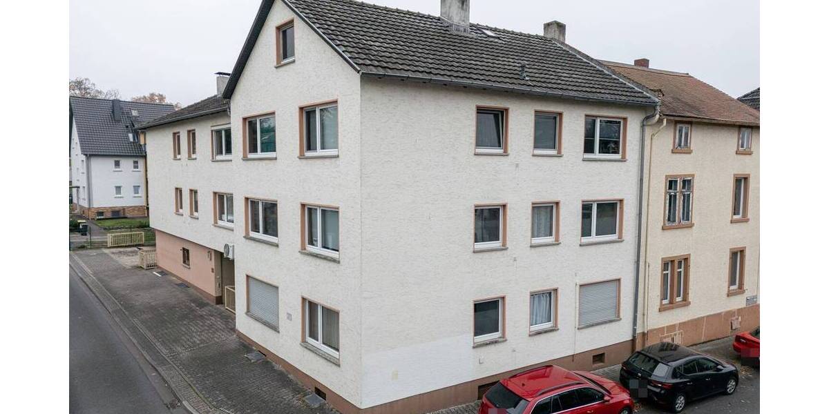 Leerstehendes MFH (6 Einheiten) mit Entwicklungspotenzial in beliebter Lage von Eckenheim! 1 zimmer
