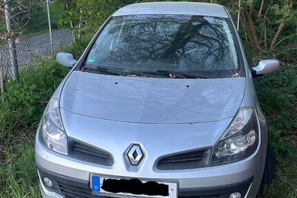 Renault Clio 118.000 km 4.400 &euro; Mühlheim am Main 63165